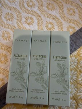 Farmasi Pistachio Macaron Hand Cream - Trio